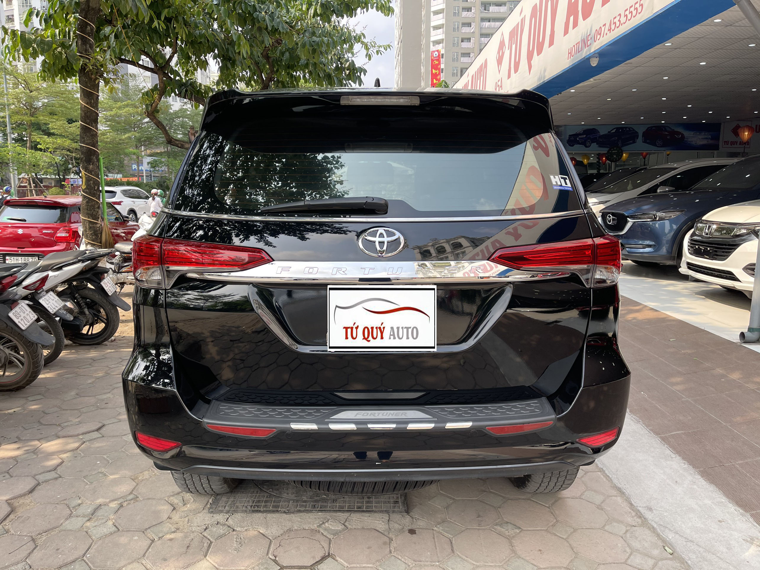 Toyota Fortuner 2.8AT 2019 - 2