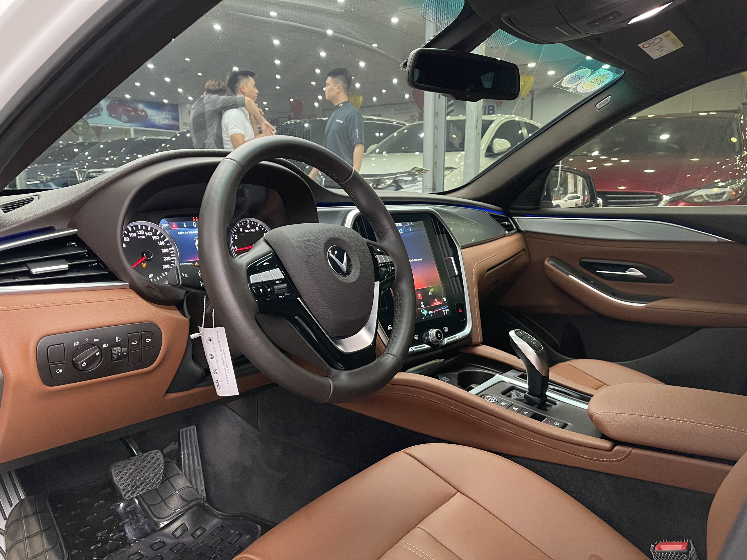 Vinfast Lux A2.0AT 2019 - 8