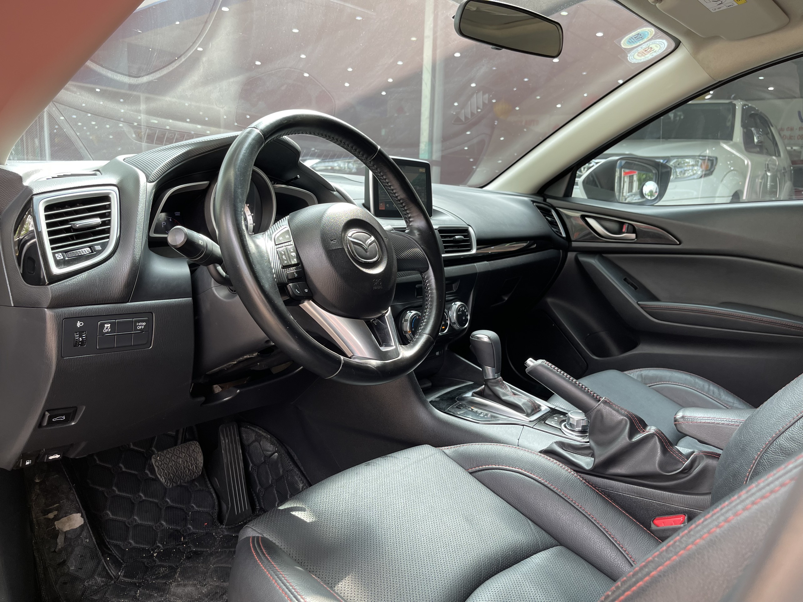 Mazda 3 Sedan 2015 - 9