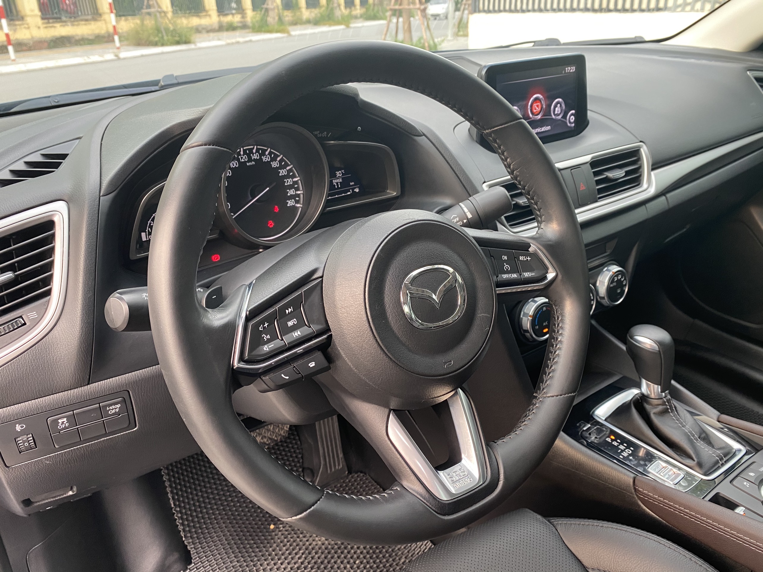Mazda 3 Sedan 2019 - 10