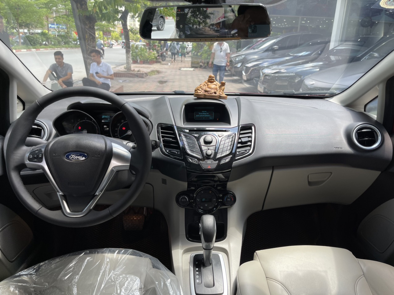 Ford Fiesta 1.5AT 2016 - 6