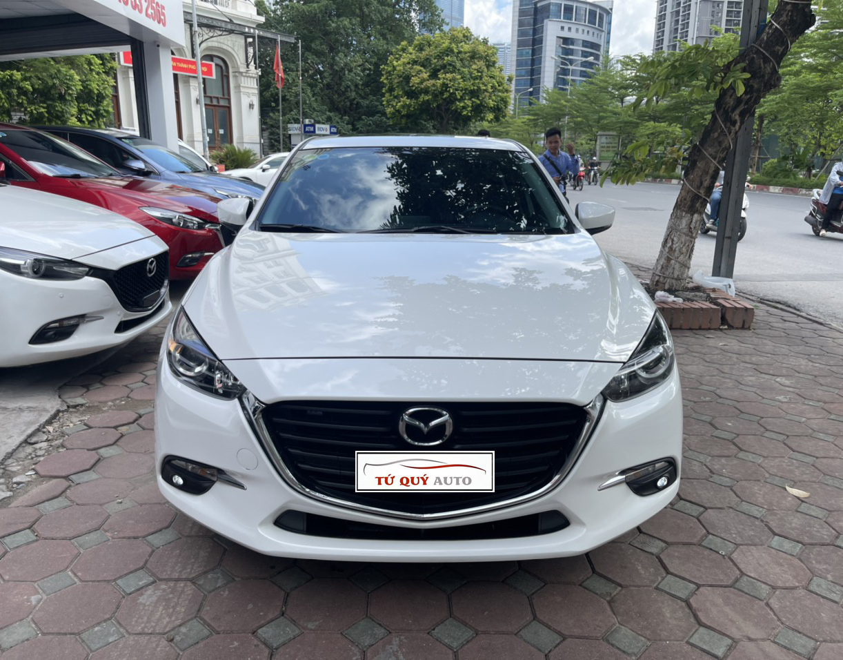 Xe Mazda 3 Sedan 1.5 AT 2018 - Trắng