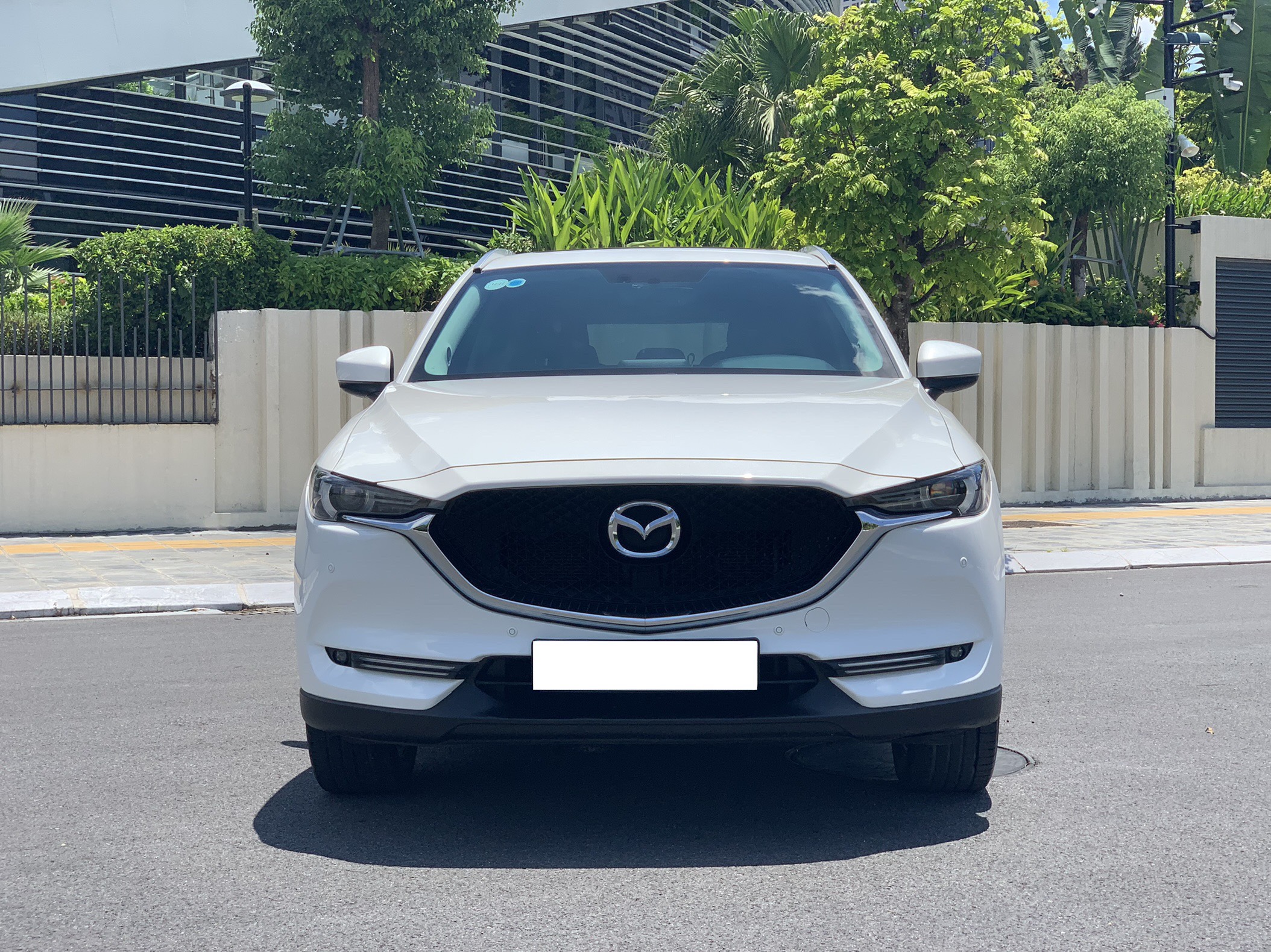 Xe Mazda CX5 2.0AT Luxury 2020 - Trắng