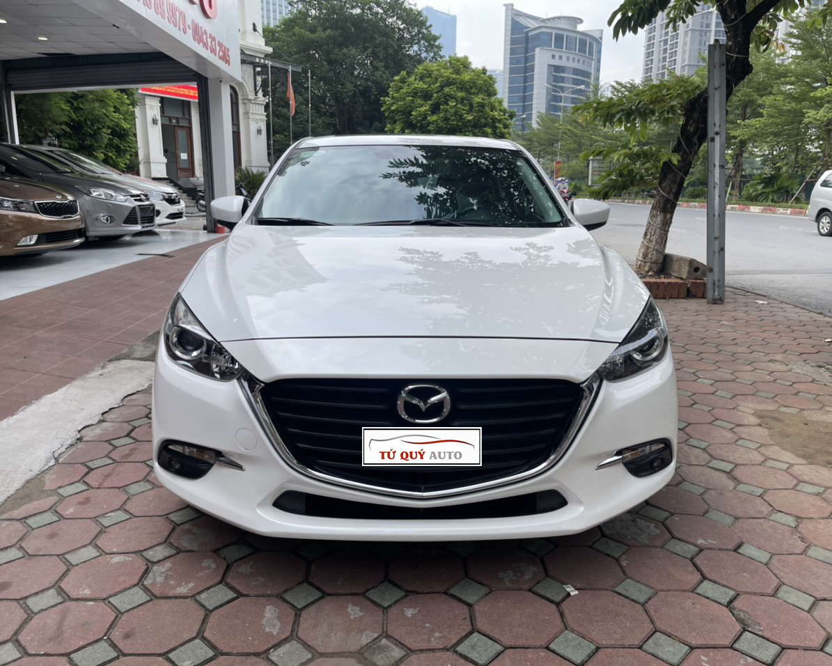 Xe Mazda 3 1.5L Luxury 2019 - Trắng