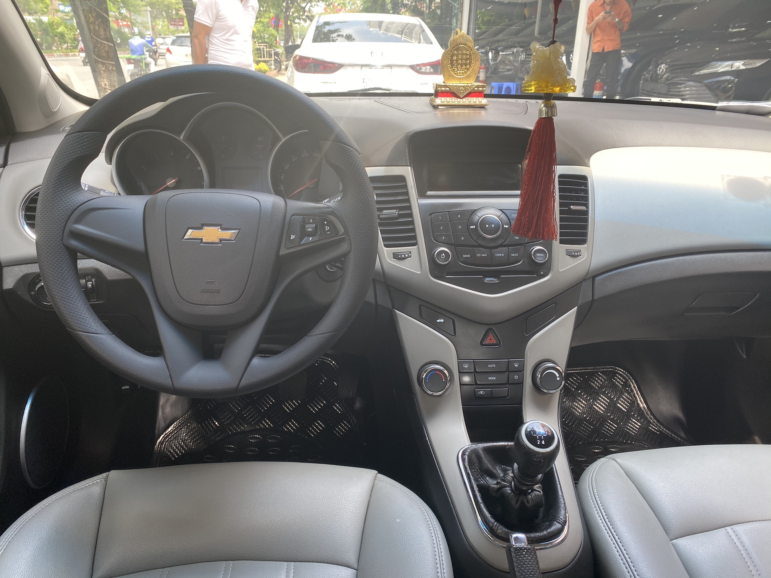 Chevrolet Cruze 1.6MT 2016 - 8