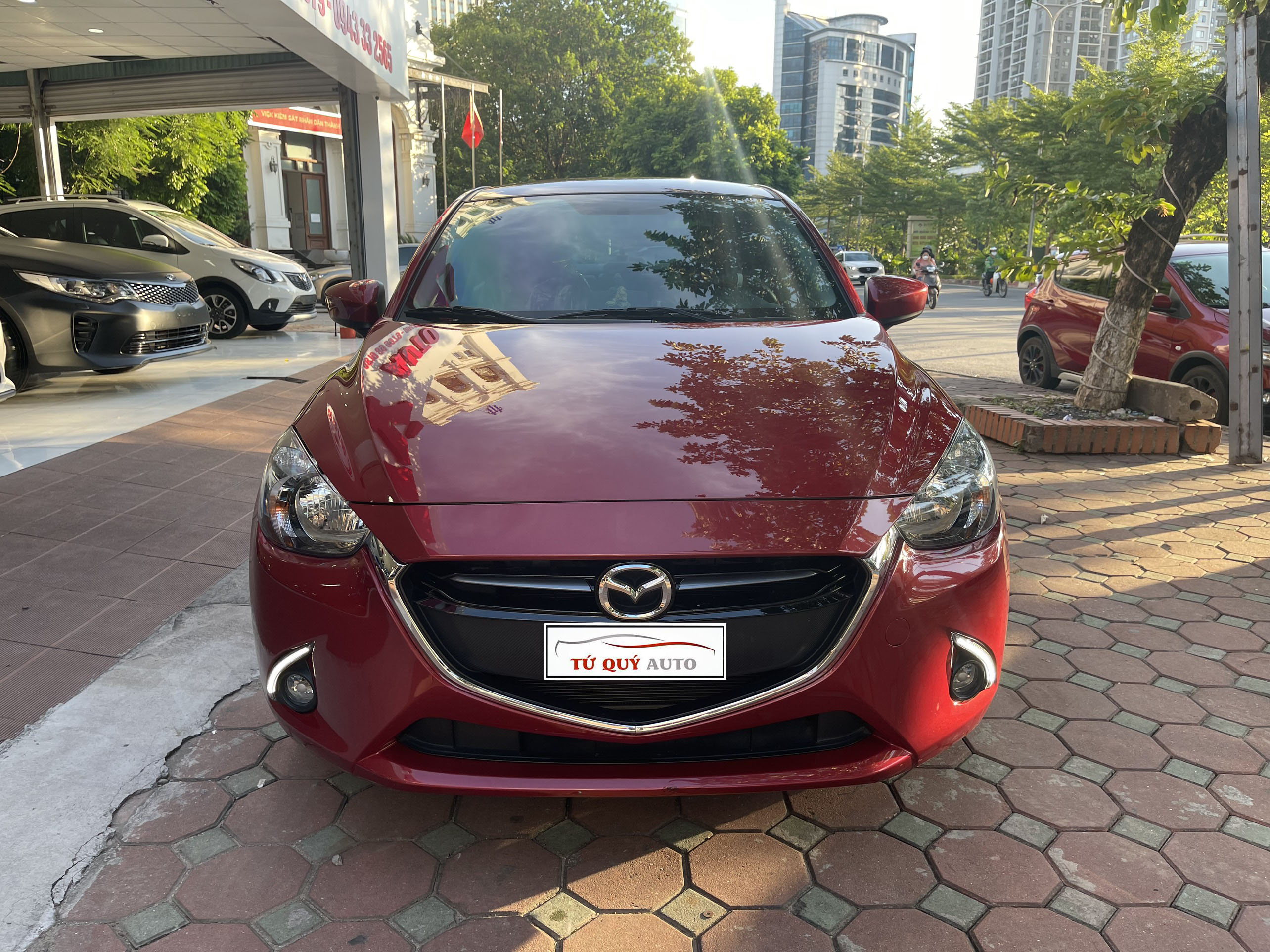 Xe Mazda 2 Sedan 1.5AT 2018 - Đỏ
