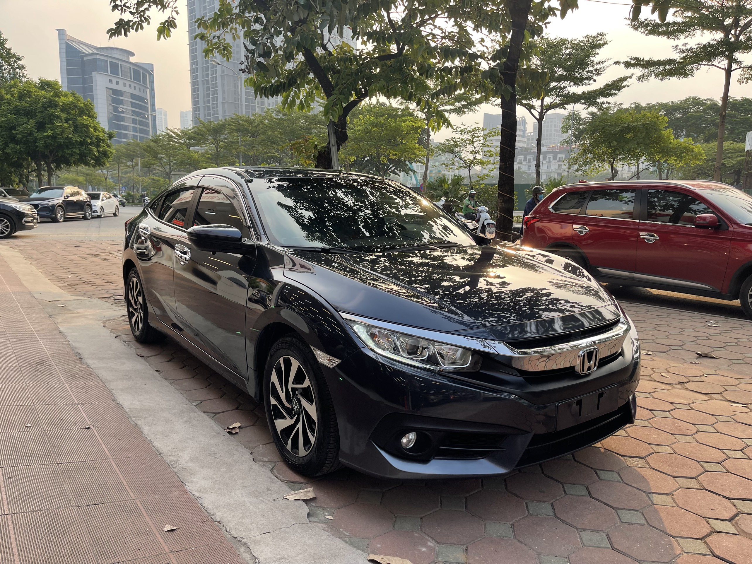 Honda Civic 1.8E 2018 - 7