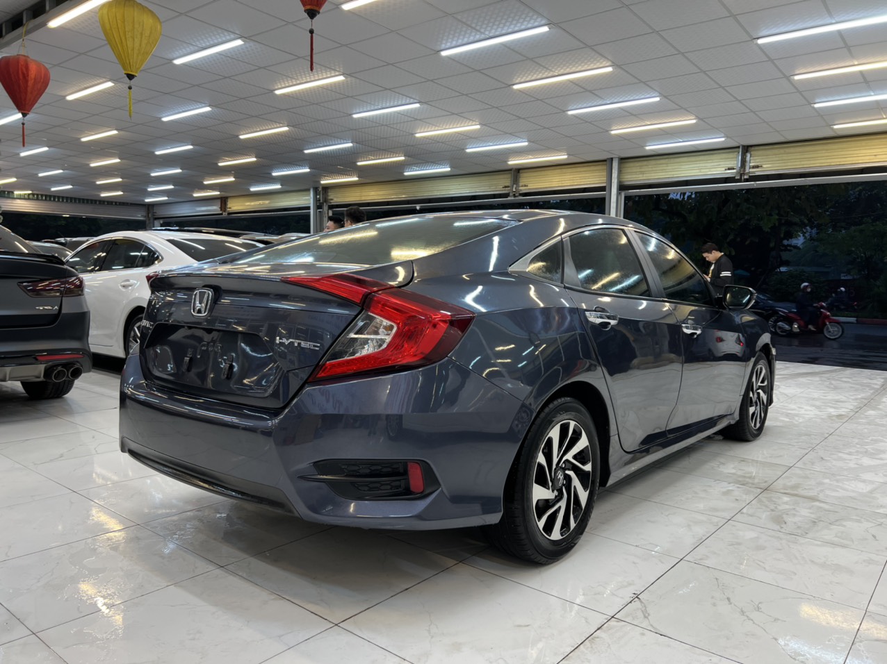Honda Civic 1.8E 2018 - 4