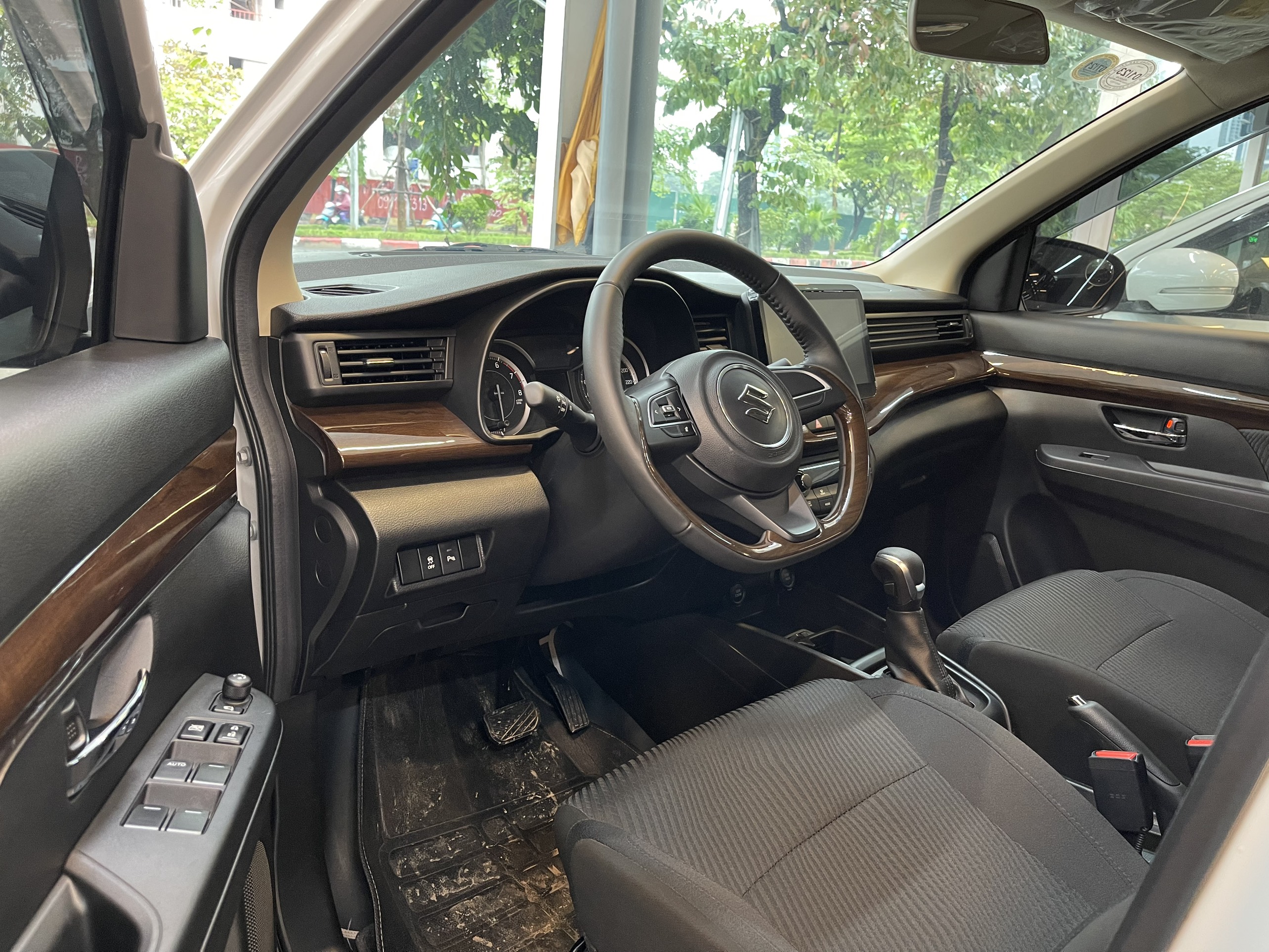 Suzuki Ertiga 1.5AT 2020 - 7