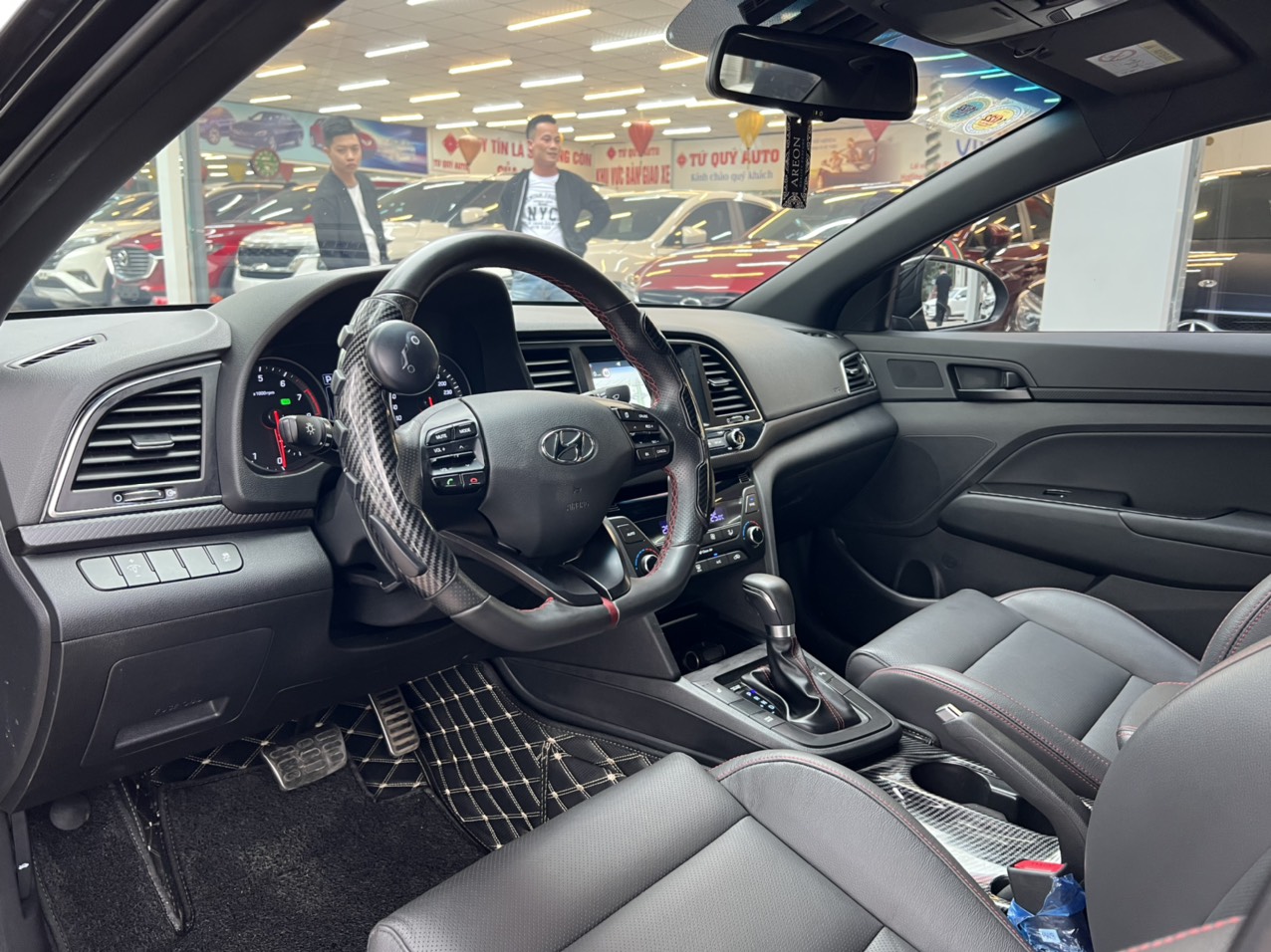 Hyundai Elantra Turbo 2018 - 9