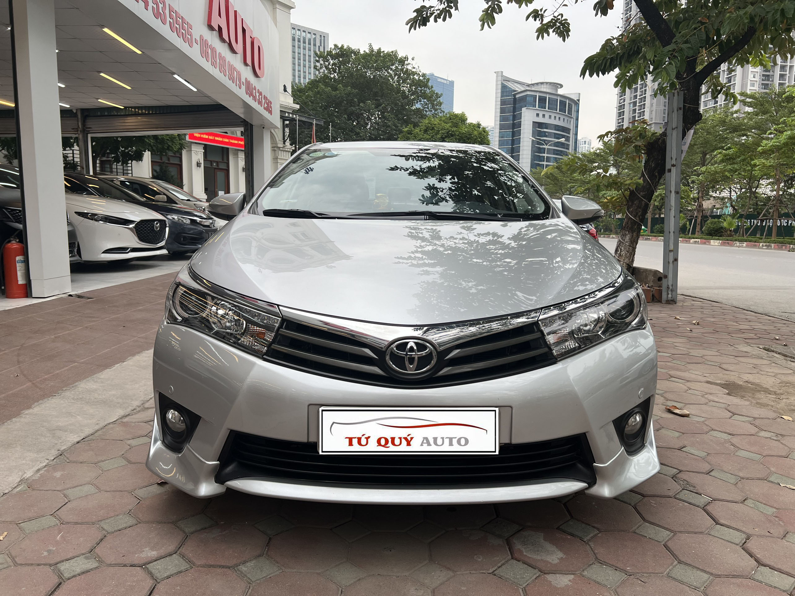 Toyota Corolla Altis 2014 cũ thông số giá bán trả góp