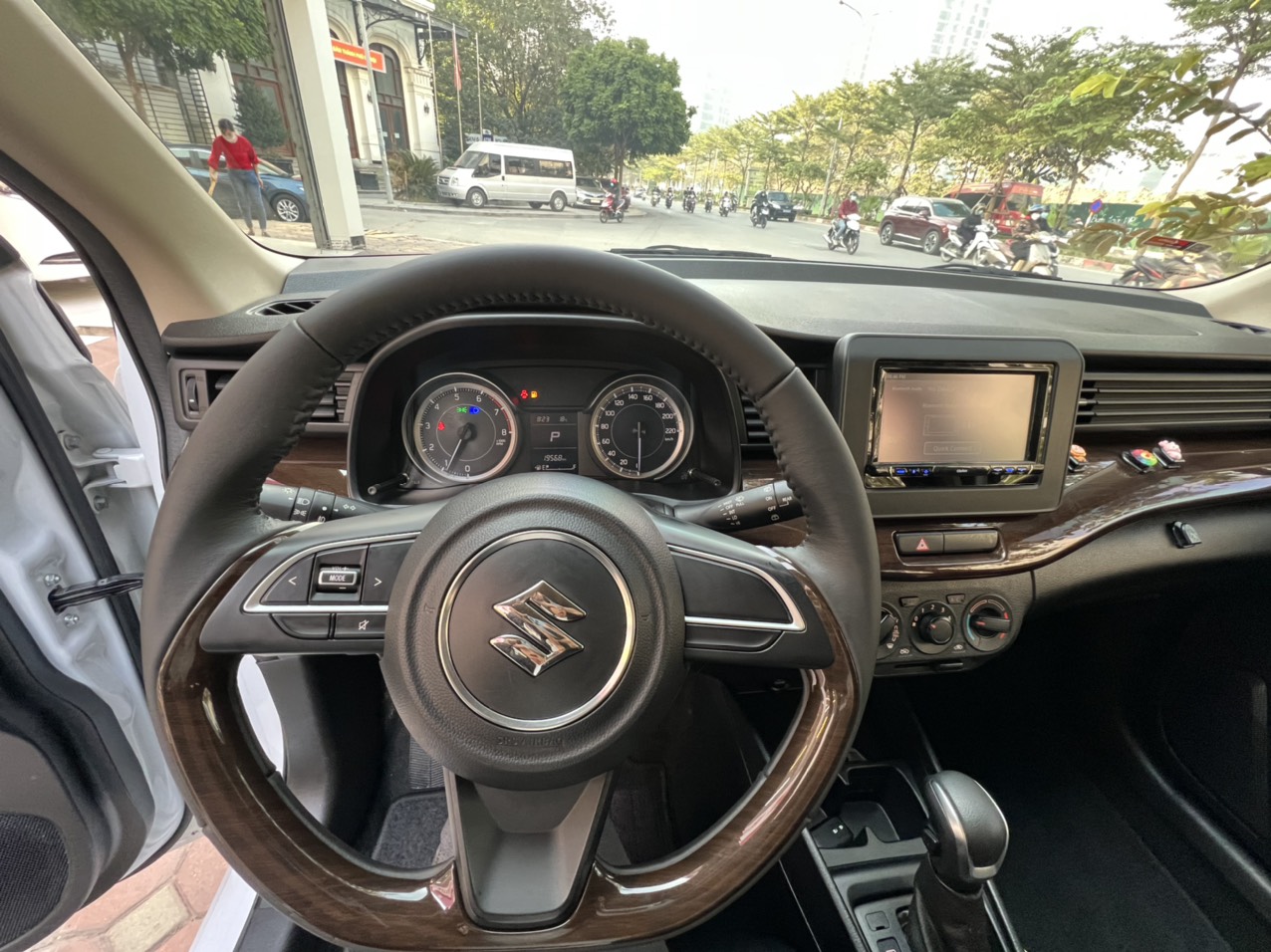 Suzuki Ertiga 1.5AT 2019 - 9
