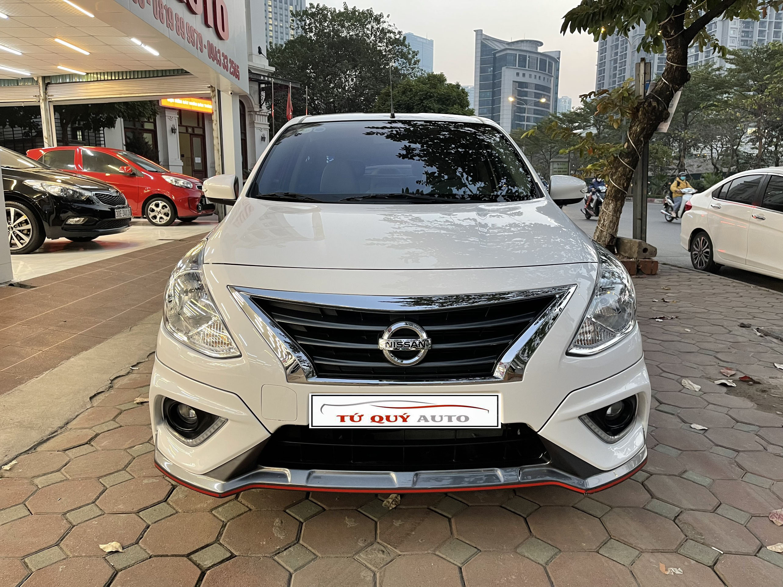 Xe Nissan Sunny XV Premium 15AT 2019  Trắng