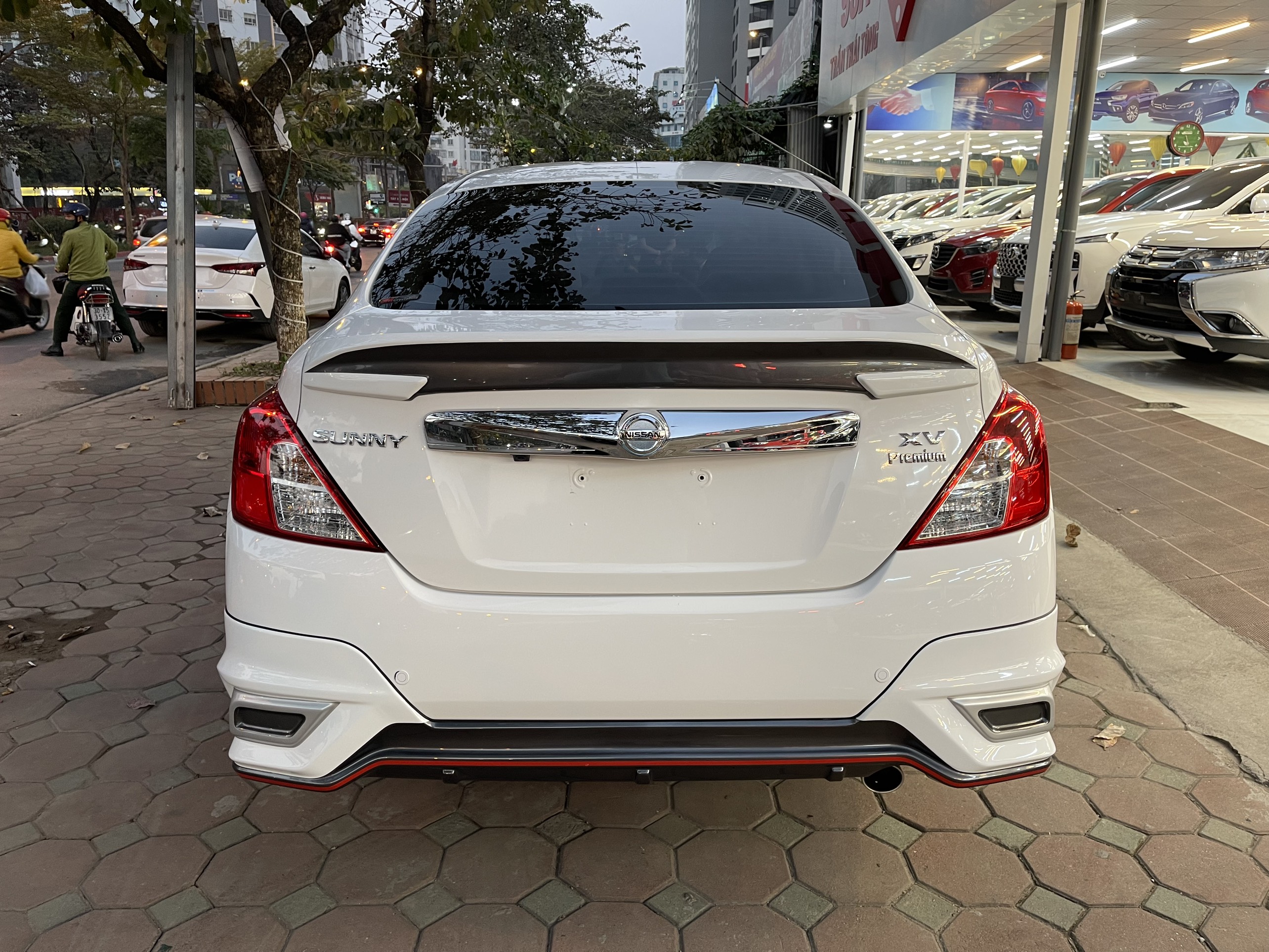 Nissan Sunny XV Pre 2019 - 5