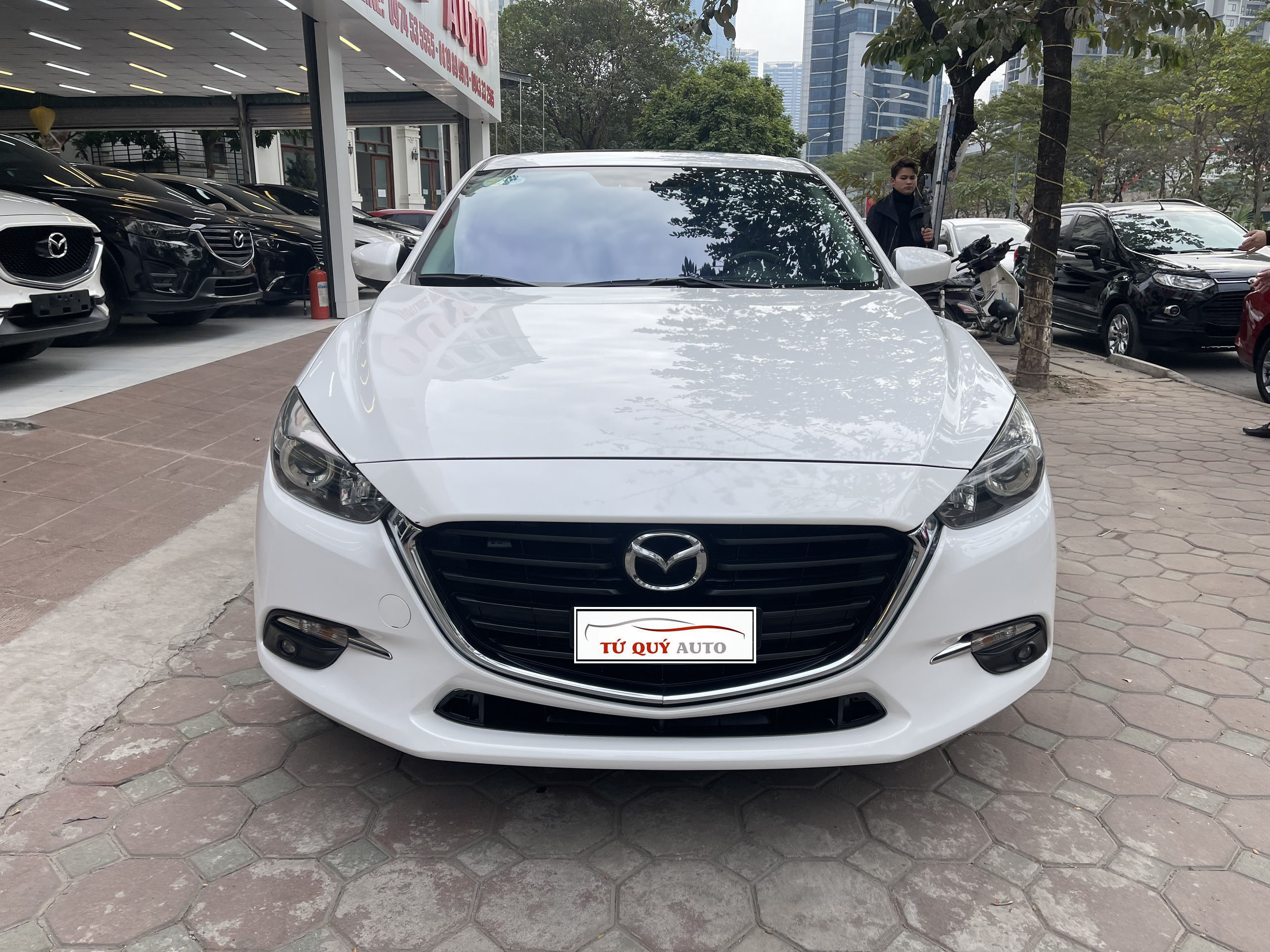 Xe Mazda 3 Facelift 1.5AT 2017 - Trắng
