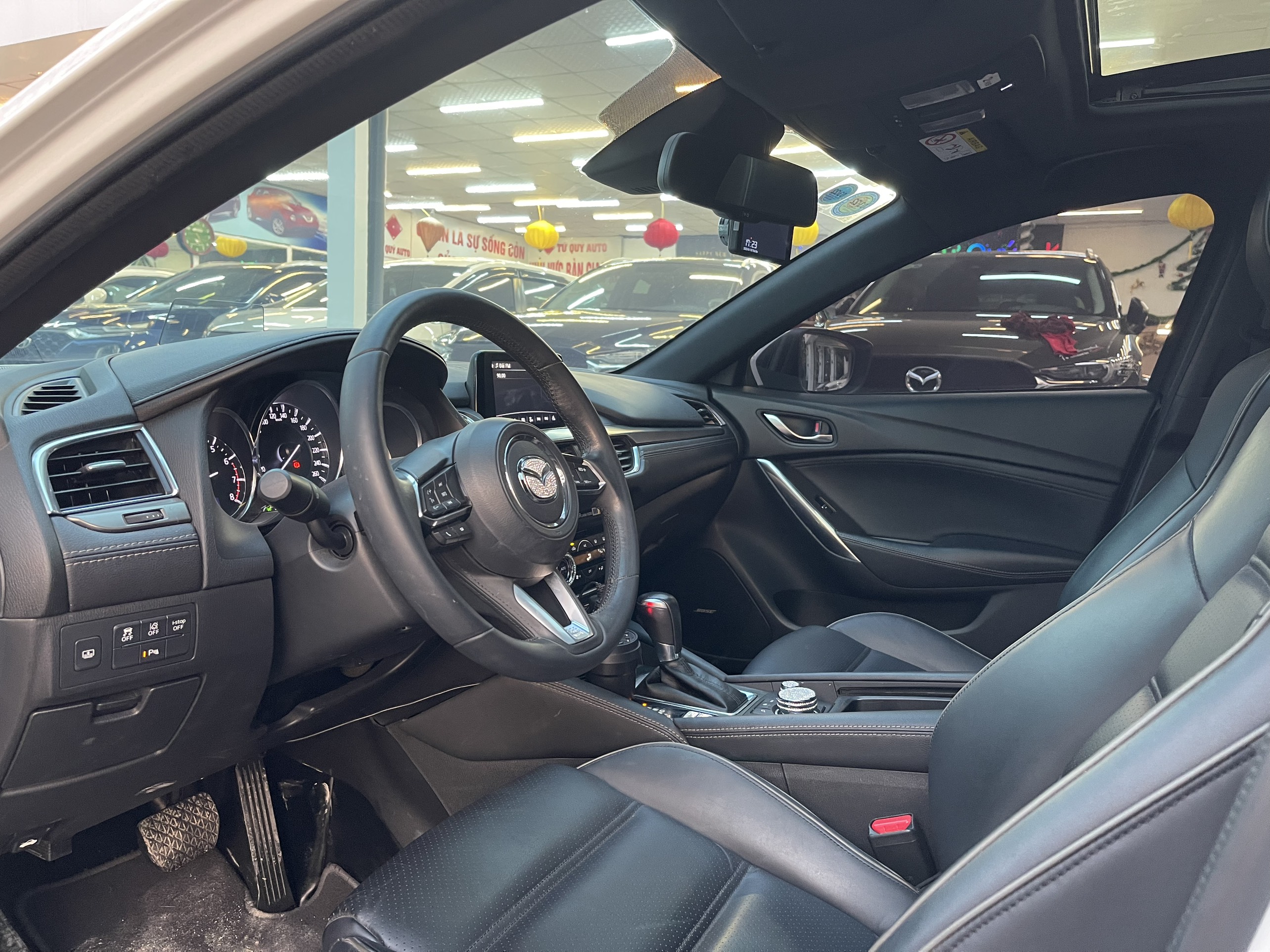 Mazda 6 2.5AT 2018 - 9
