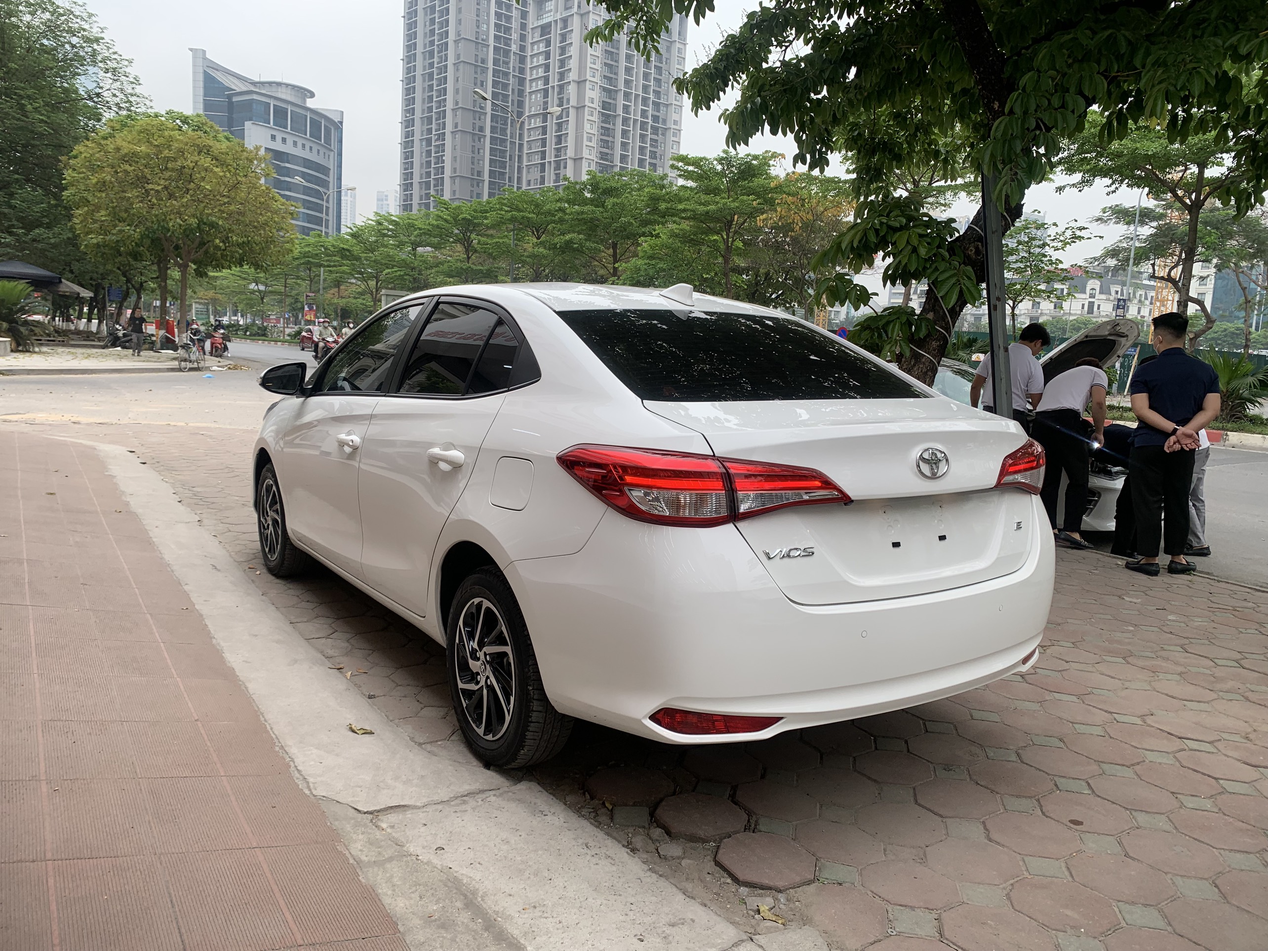 Toyota Vios 1.5E 2021 - 6