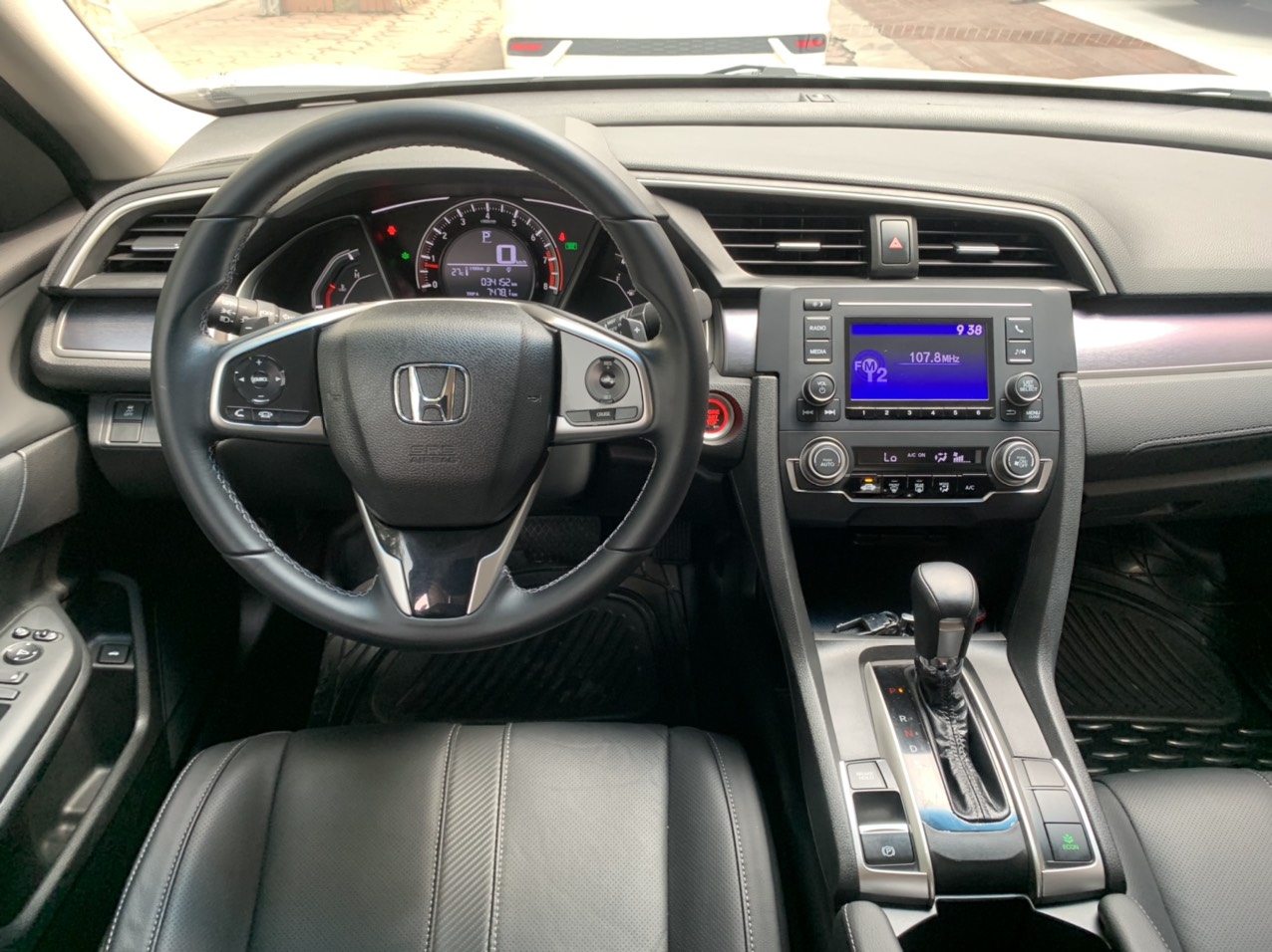 Honda Civic E 2018 - 8