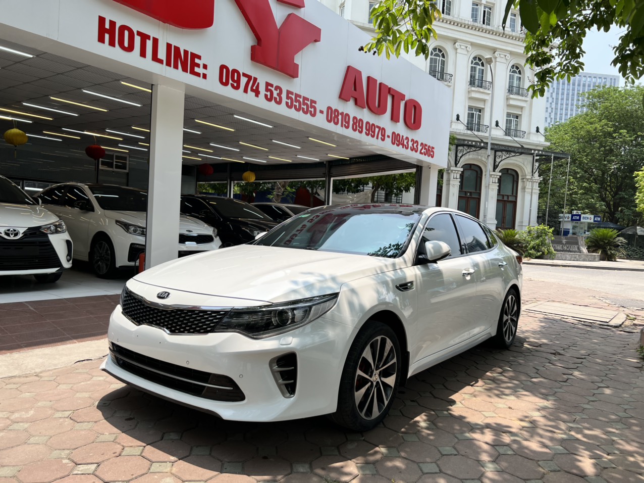 Giá bán chỉ từ 915 triệu đồng Kia Optima 2016 thách thức Toyota Camry và  Mazda6