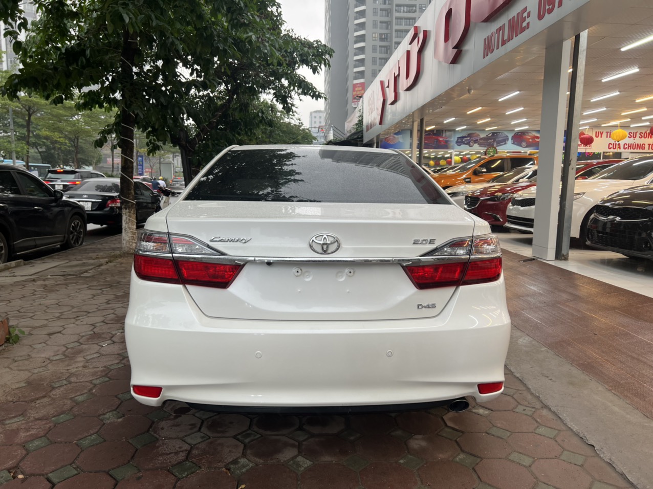 Toyota Camry 2.0E 2018 - 5