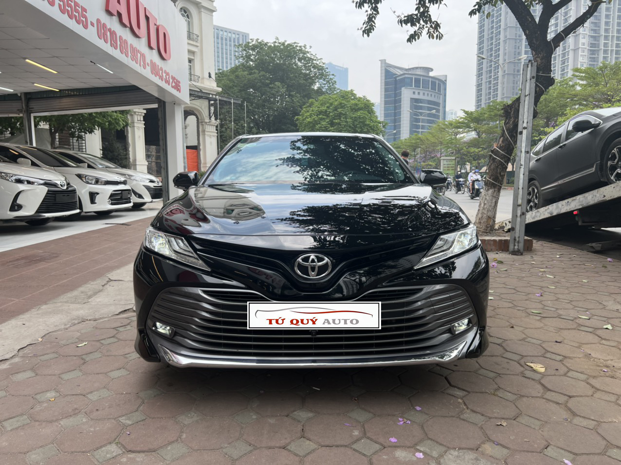 Xe Toyota Camry 2.5Q 2019 - Đen