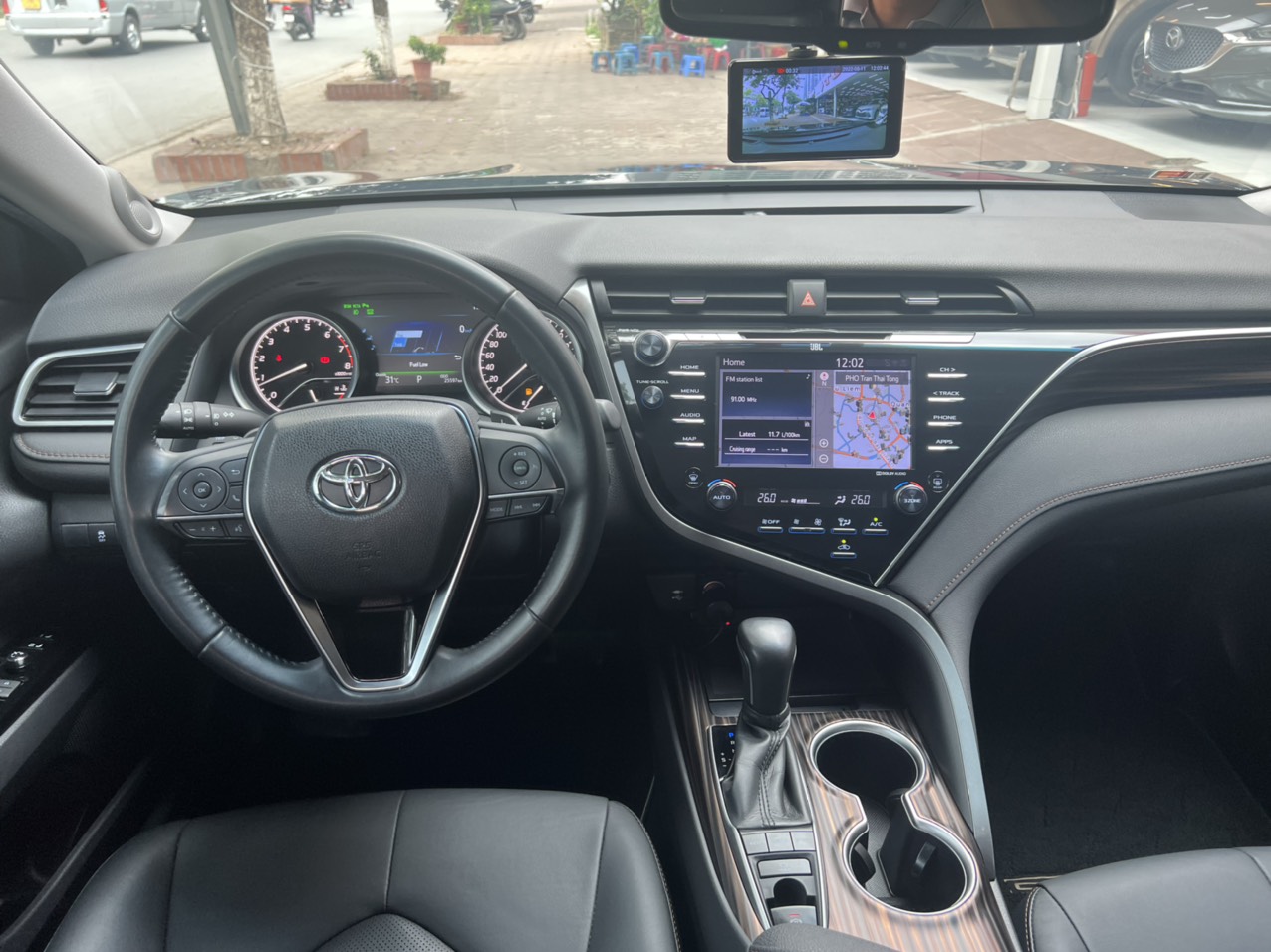 Toyota Camry 2.5Q 2019 - 7