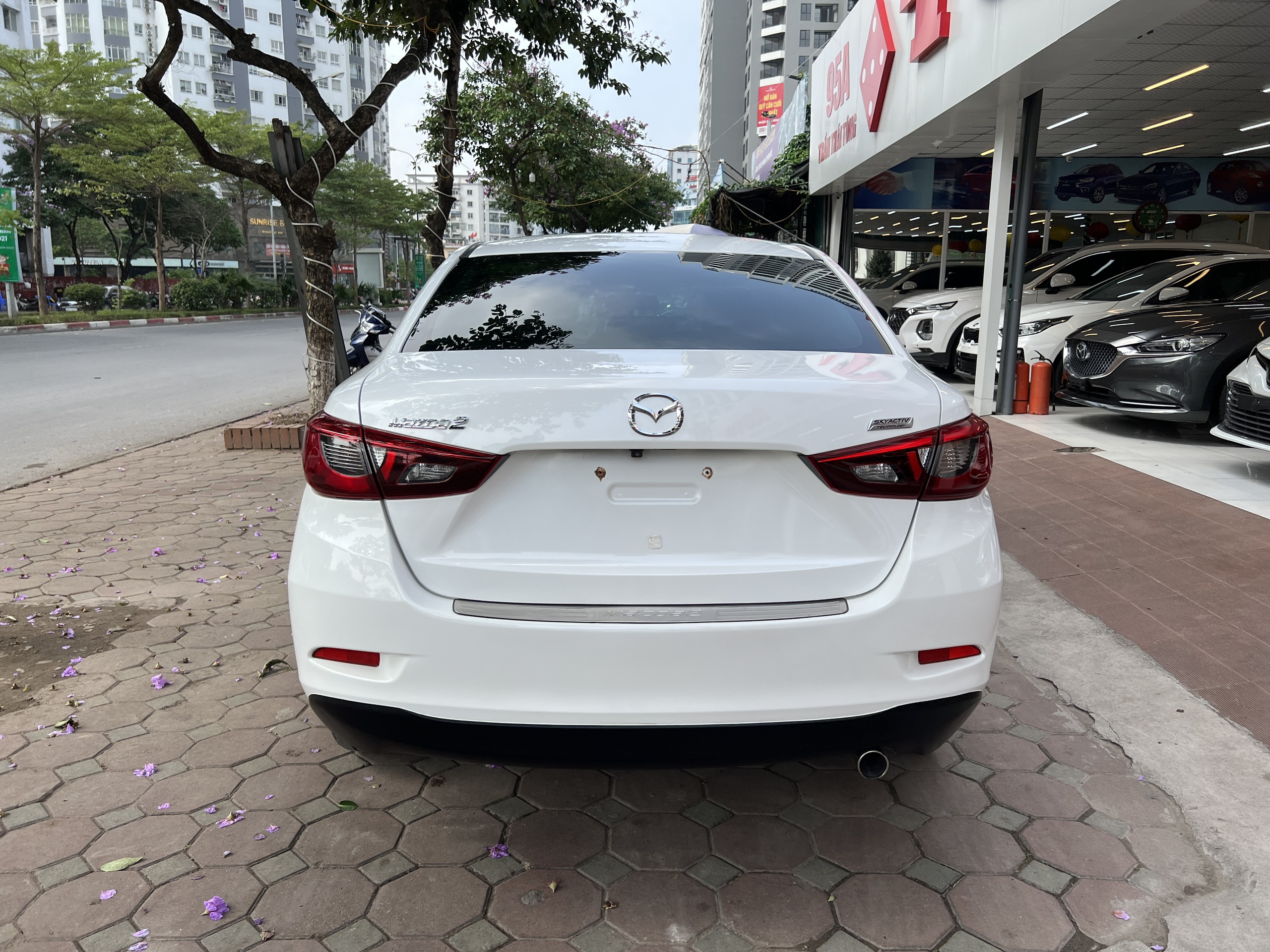 Mazda 2 Sedan 2017 - 5