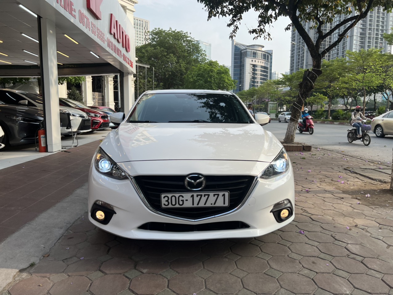 Xe Mazda 3 Sedan 1.5AT 2015 - Trắng