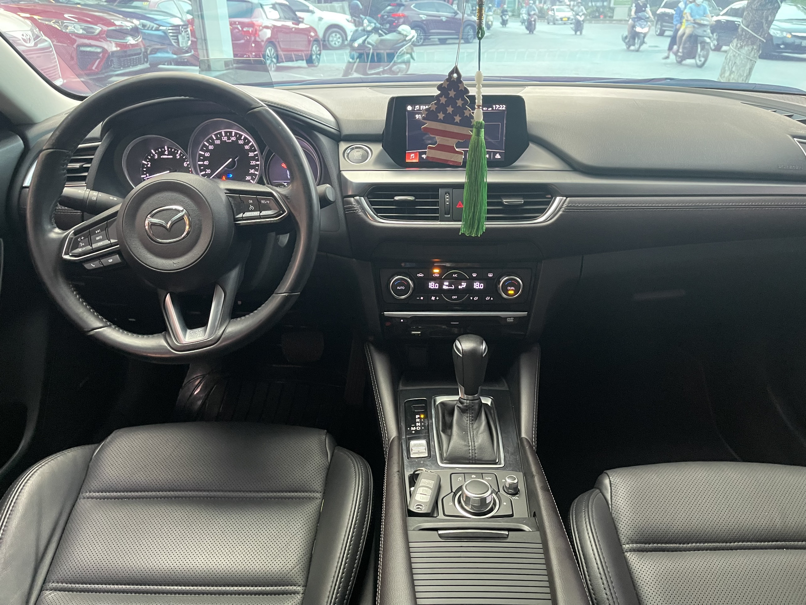Mazda 6 Premium 2.0AT 2017 - 8