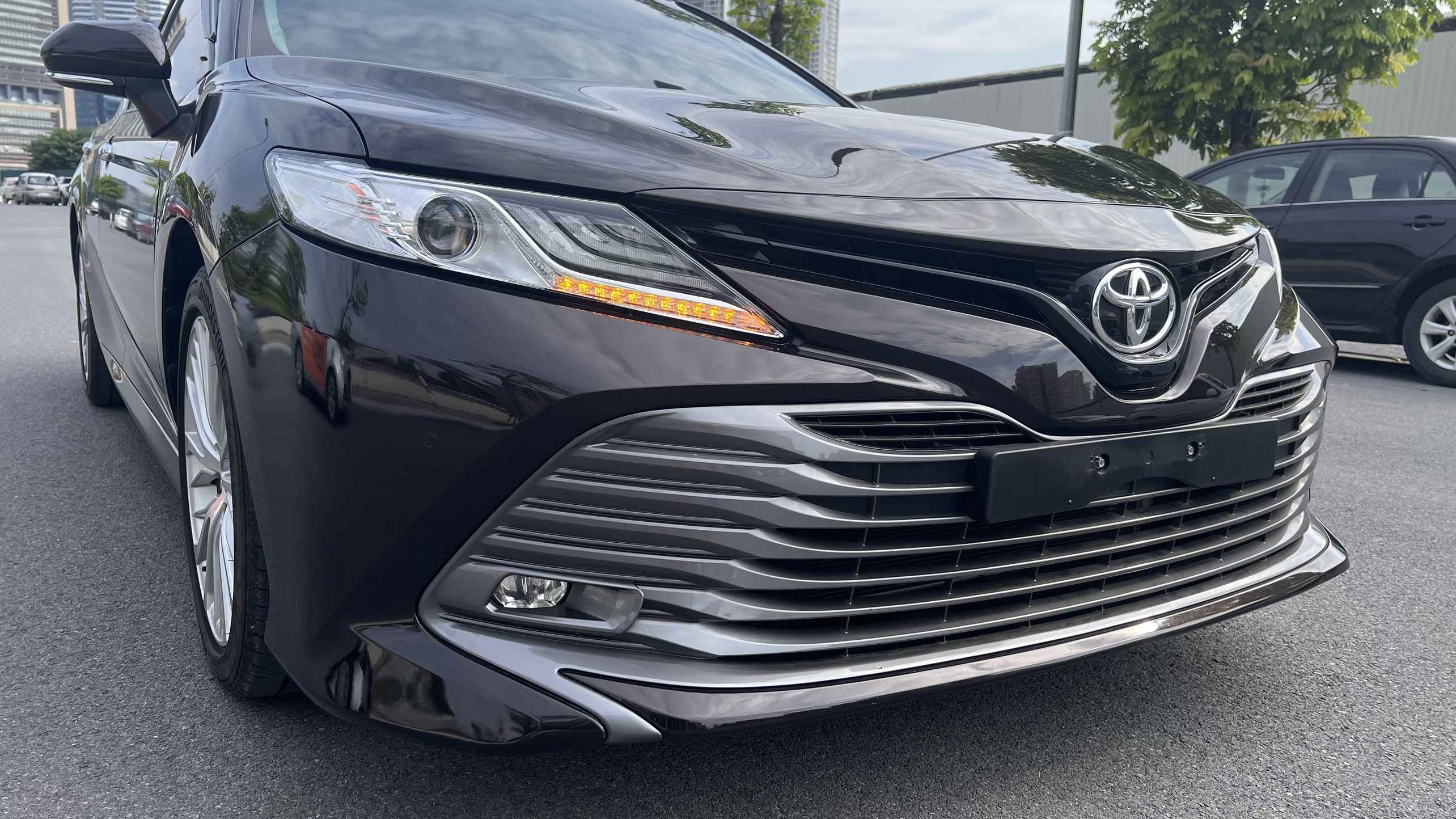 Toyota Camry 2.5Q 2019 - 6