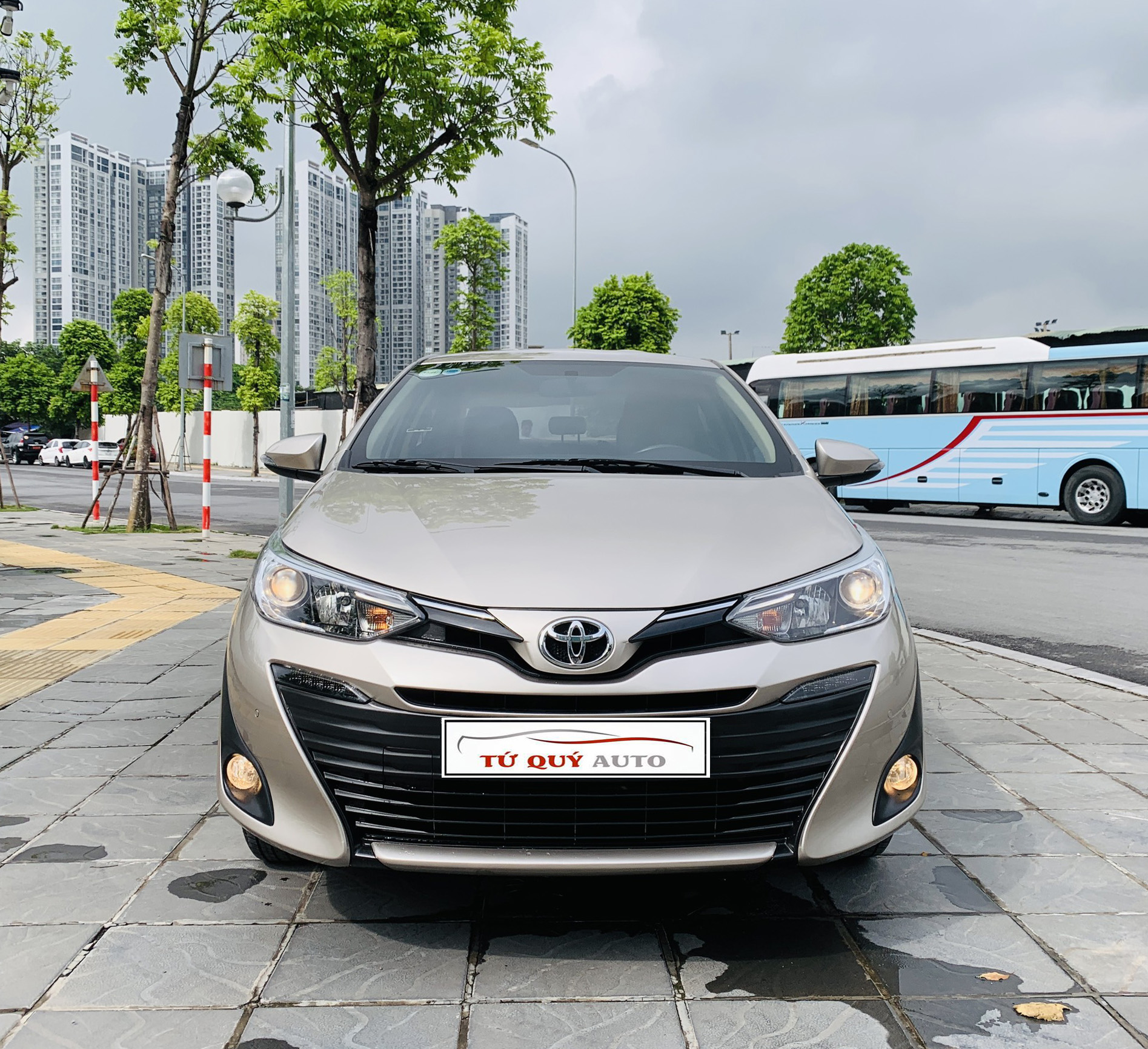 Xe Toyota Vios 1.5G 2020 - Vàng Cát