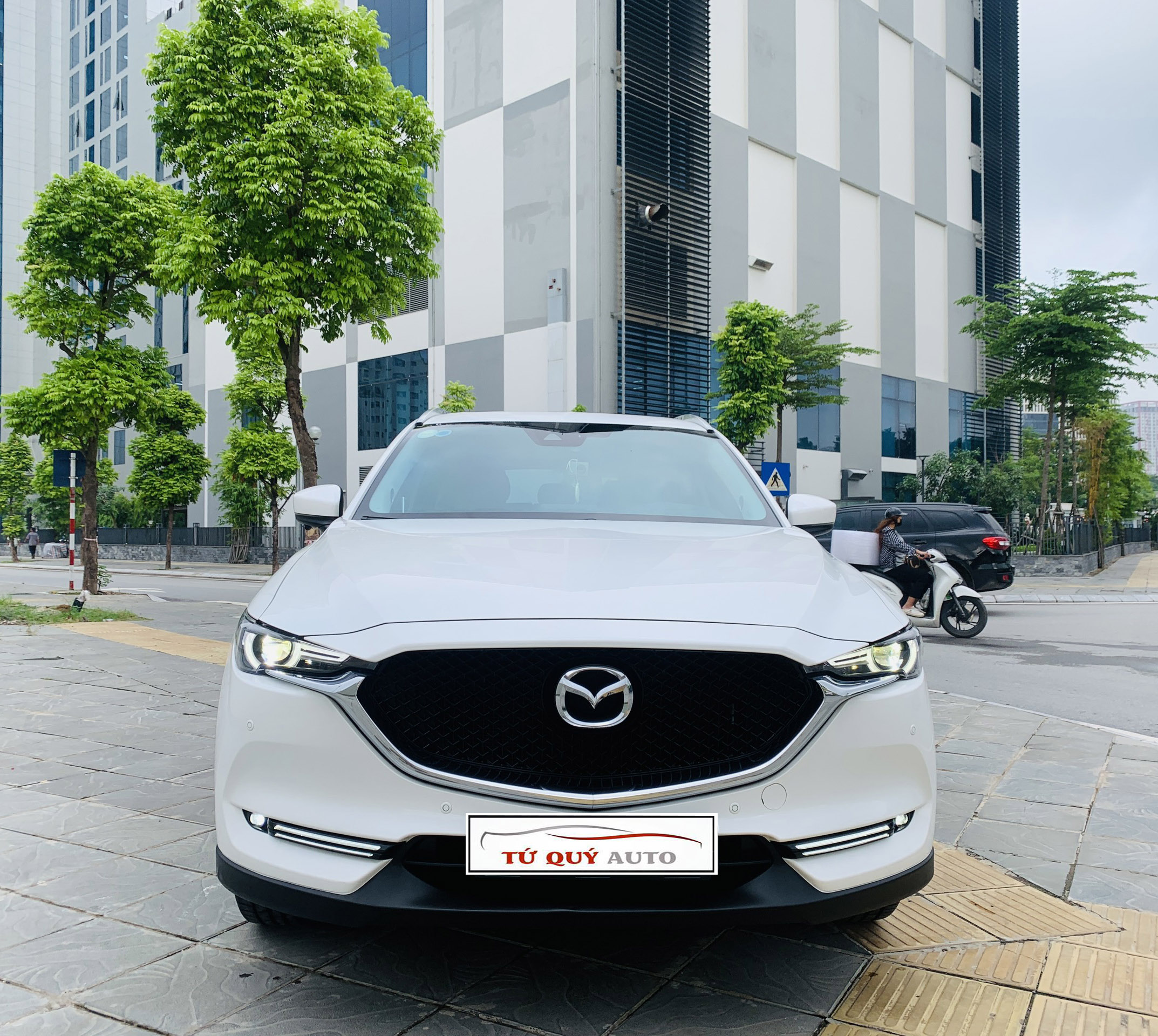 Xe Mazda CX5 Premium 2.0AT 2020 - Trắng