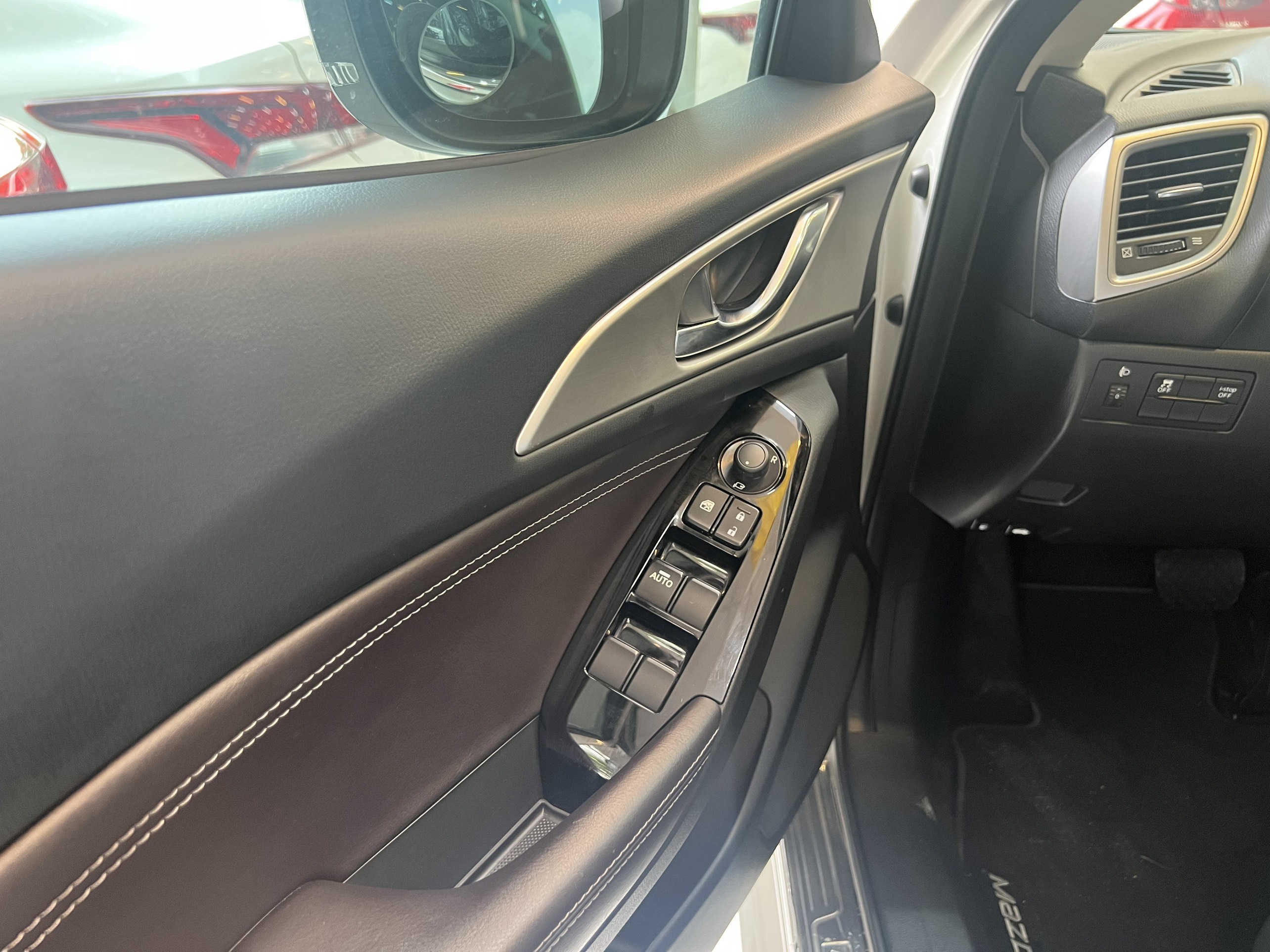 Mazda 3 Hatchback 2019 - 11