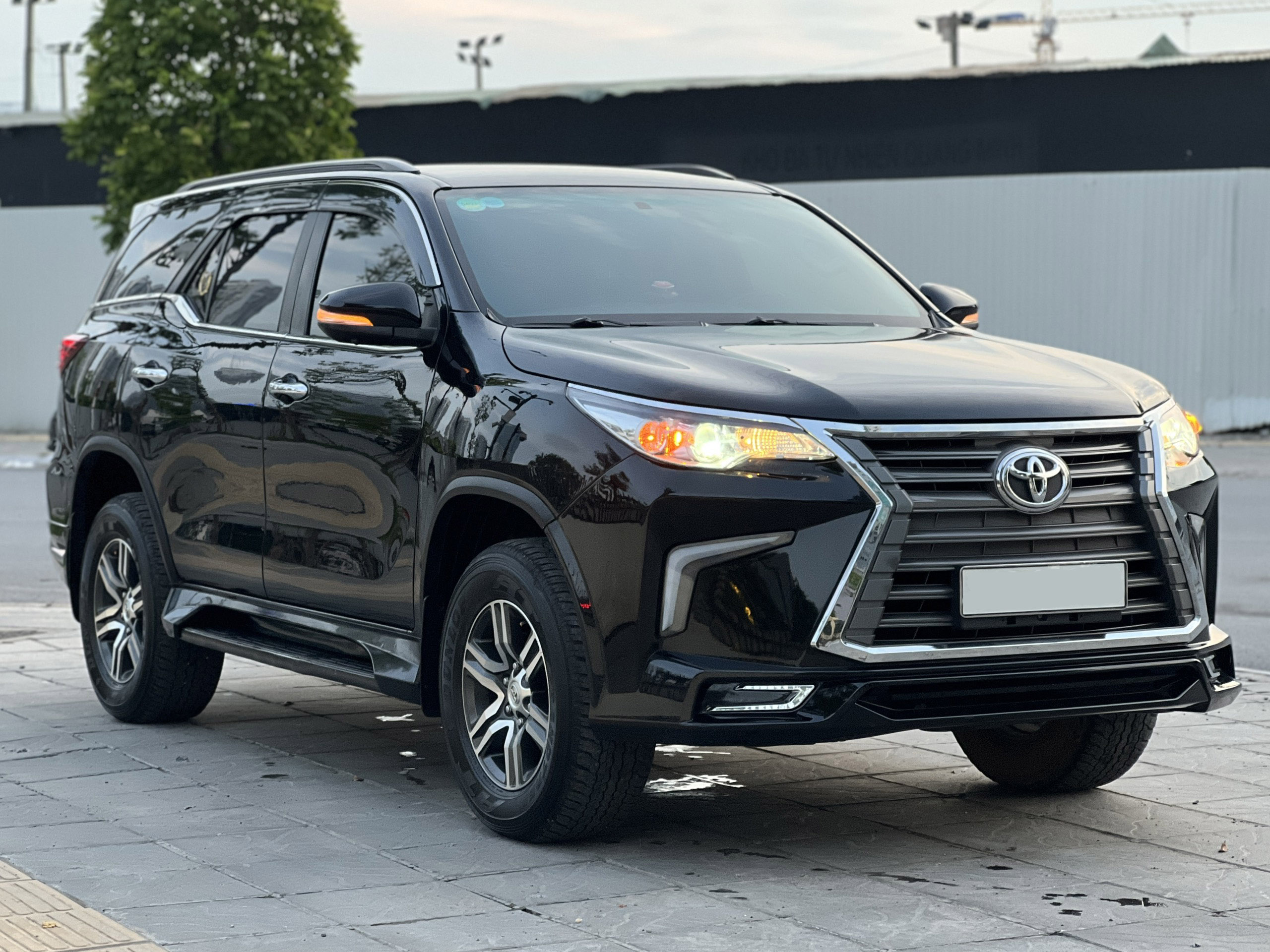 Toyota Fortuner 2.7V 2017 - 6