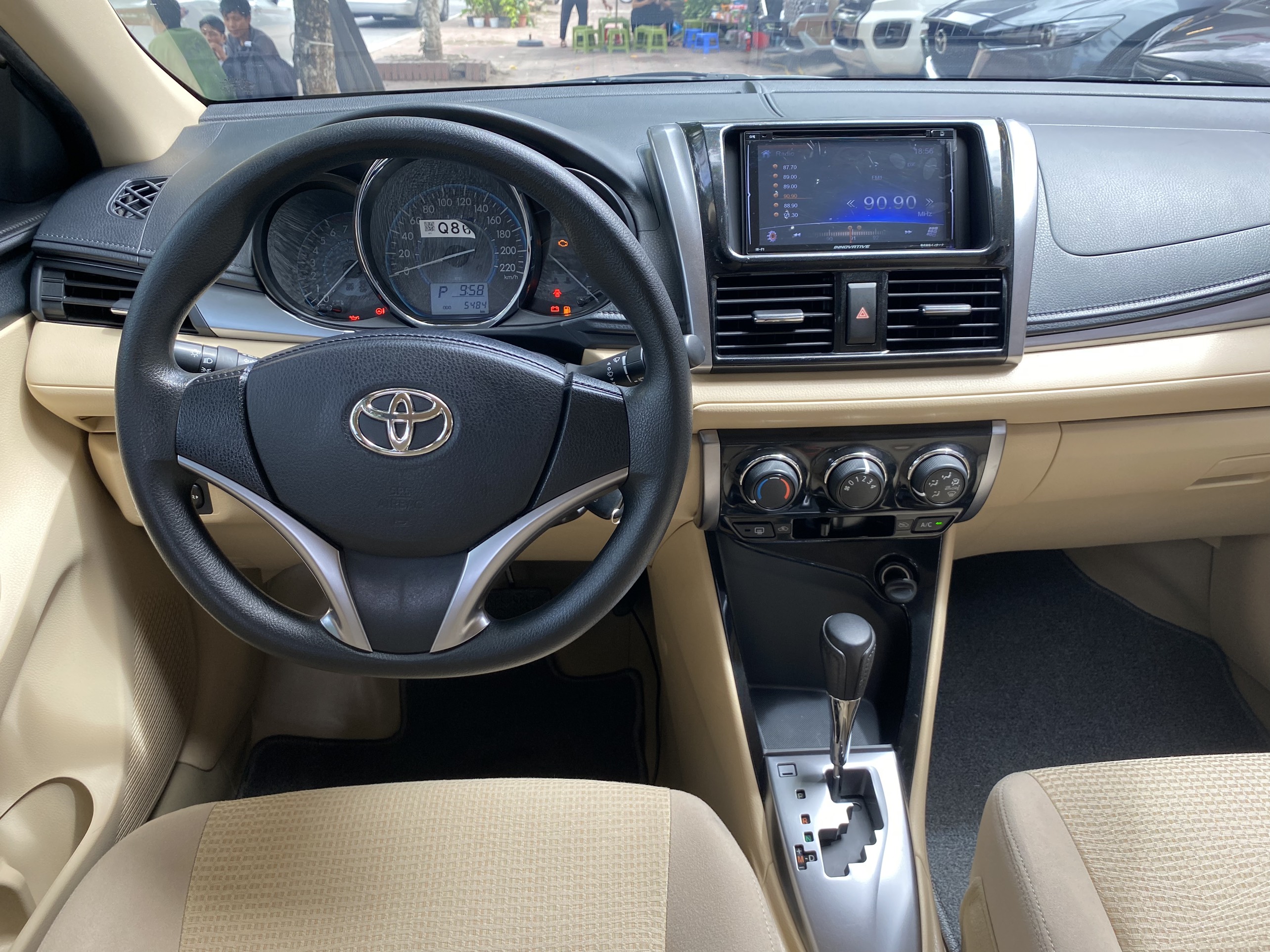 Toyota Vios E 2016 - 6