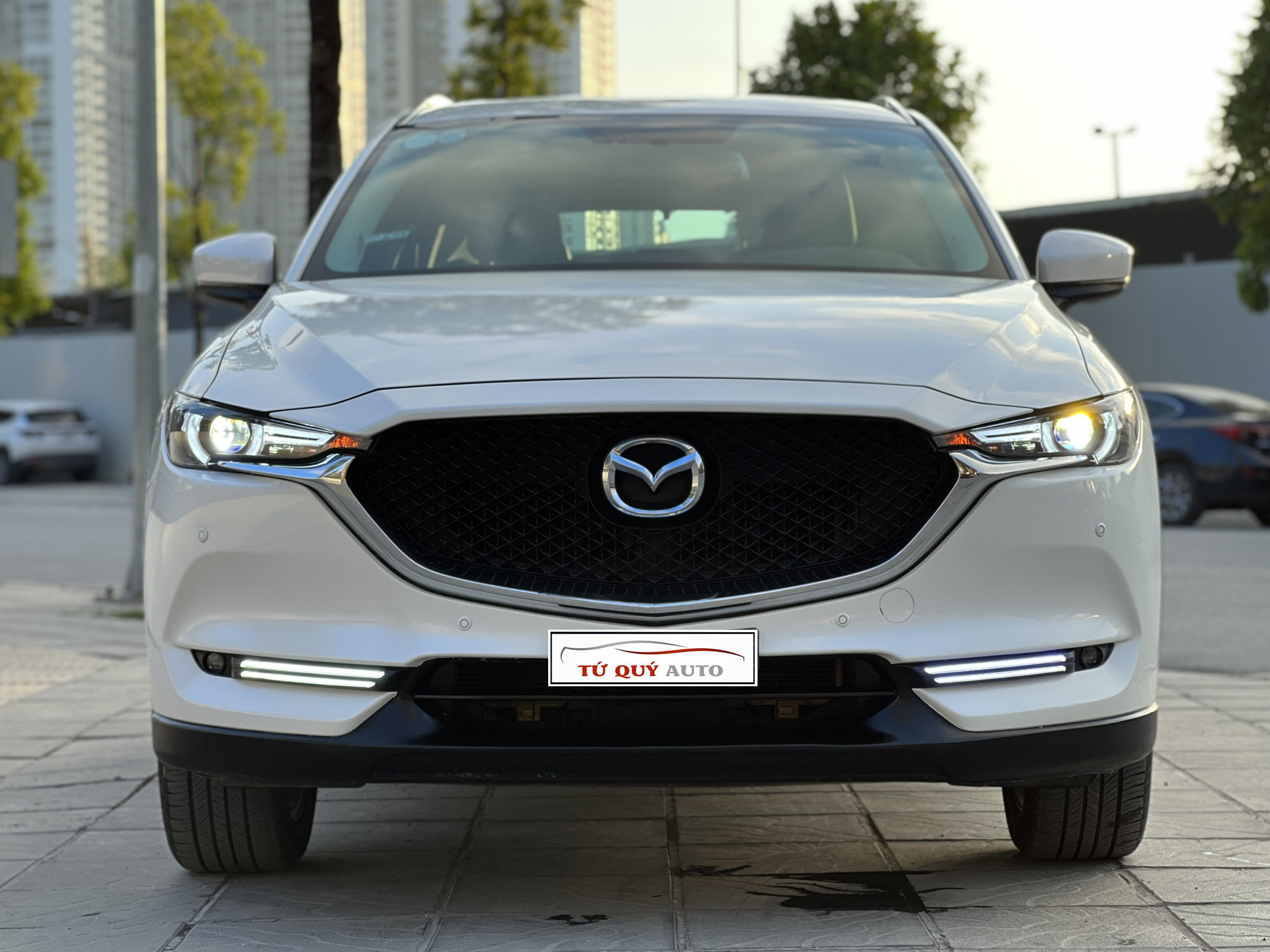 Xe Mazda CX5 Deluxe 2.0AT 2020 - Trắng