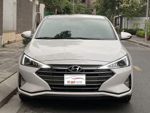 Xe Hyundai Elantra 1.6 AT 2020 - Trắng