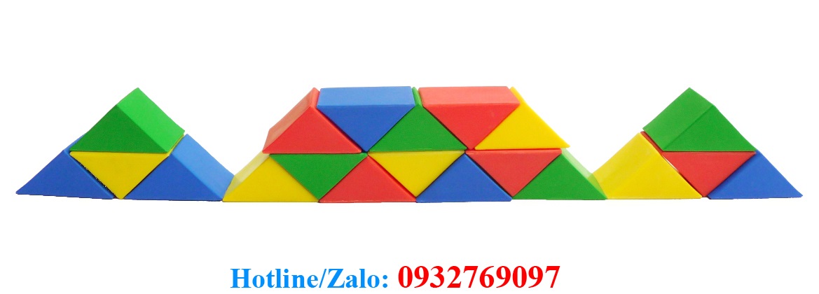 khối tam giác